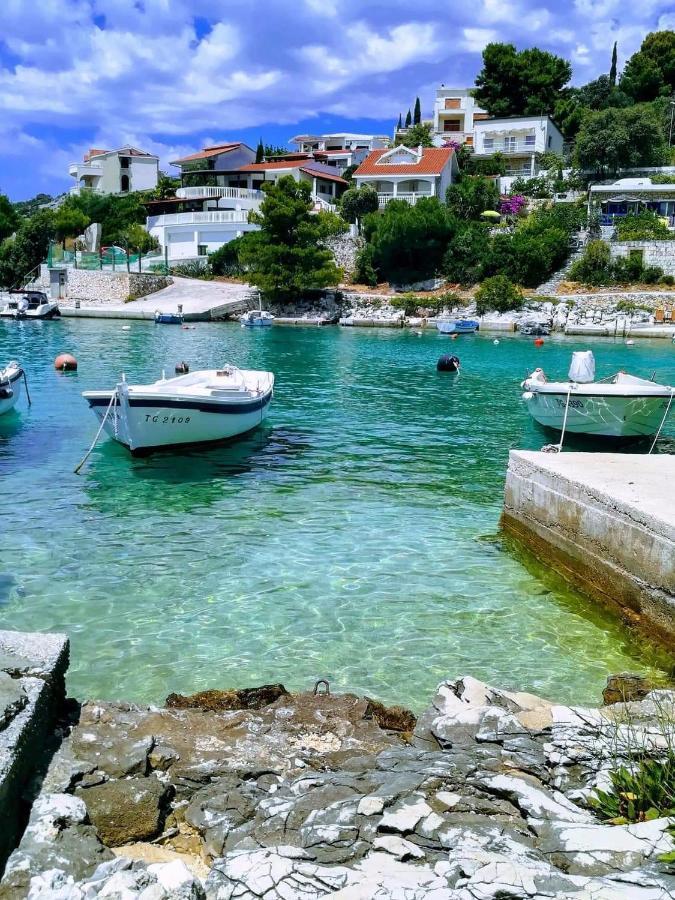 Apartments By The Sea Sevid, Trogir - 16897 Marina  Exterior foto