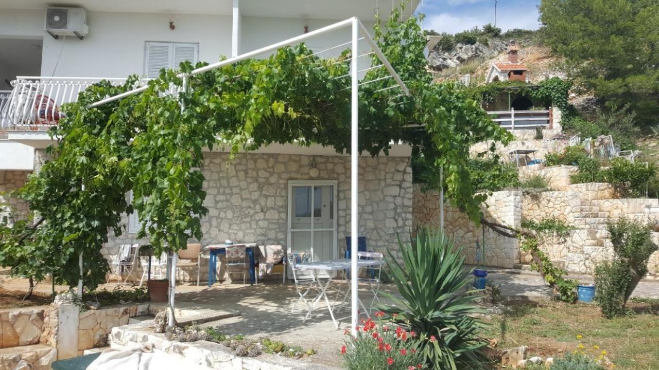 Apartments By The Sea Sevid, Trogir - 16897 Marina  Exterior foto